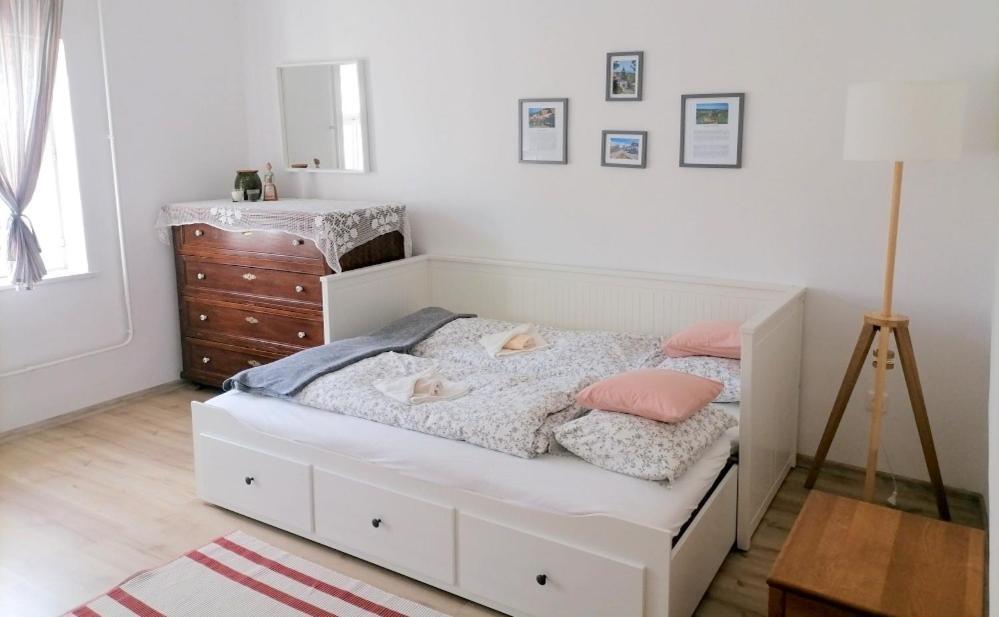Lankas Vendeghaz - Holloko Villa Buitenkant foto
